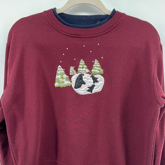 VTG Ladies Club Cozy Maroon Crewneck Penguin Ugly Christmas Sweatshirt Sz Med - Picture 2 of 13